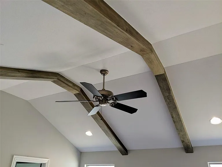 3809 SW Mistletoe Ave — Photo 9