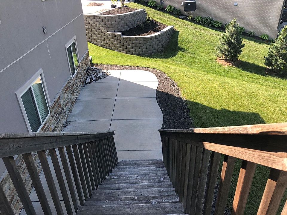 1st image of 7301 S 95th Ct