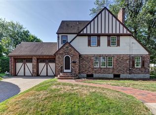 97 Middlebrook Rd, West Hartford, CT 06119