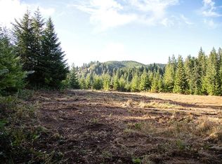 94053 Pleasant Valley Ln, Myrtle Point, OR 97458