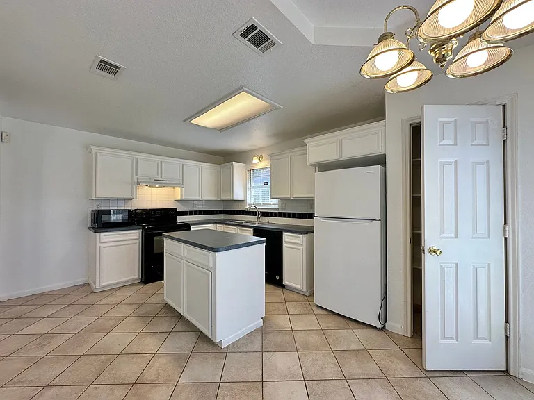 5504 Jim Ave — Photo 12
