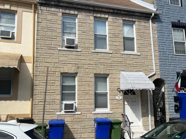 246 S Exeter St #A, Baltimore, MD 21202