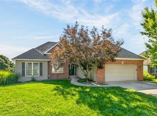 2508 Meadow Ridge Dr, Saint Joseph, MO 64504
