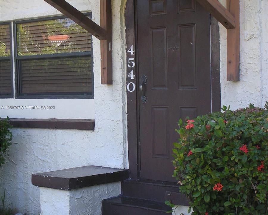 1st image of 4540 Royal Palm Ave APT 7