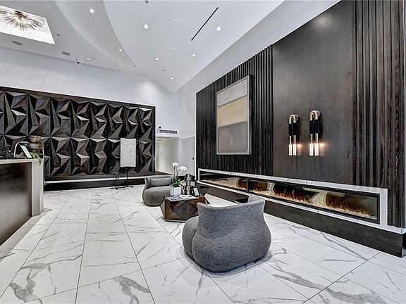 3rd image of 400 W Peachtree St NW Unit 711