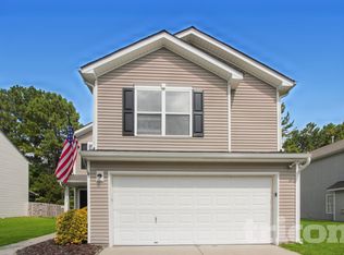 11802 Village Pond Dr, Charlotte, NC 28278