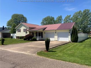 168 Mayo Dr, New Haven, WV 25265