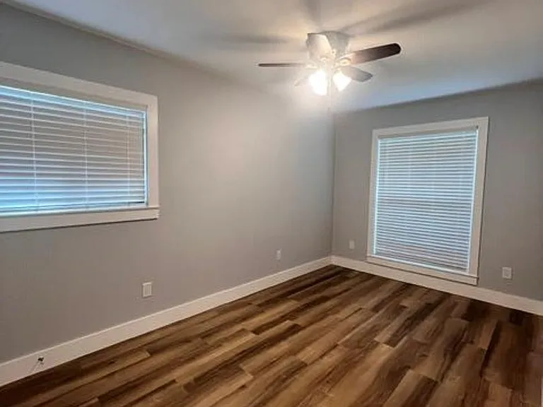 200 Deen Ave — Photo 15