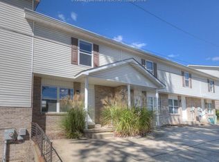 3128 Putnam Ave, Hurricane, WV 25526