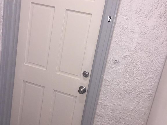 5th image of 259 Underhill Ave