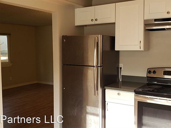 4th image of 3825 34th Ave W #16