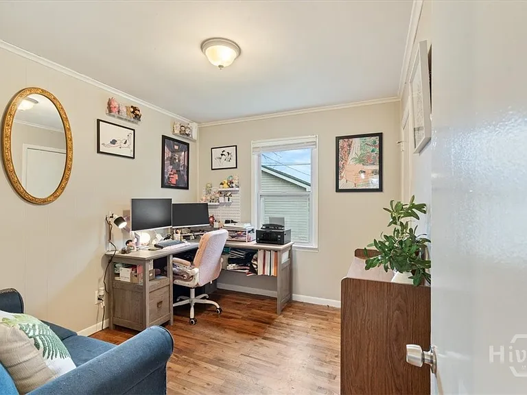325 Manor Dr — Photo 11