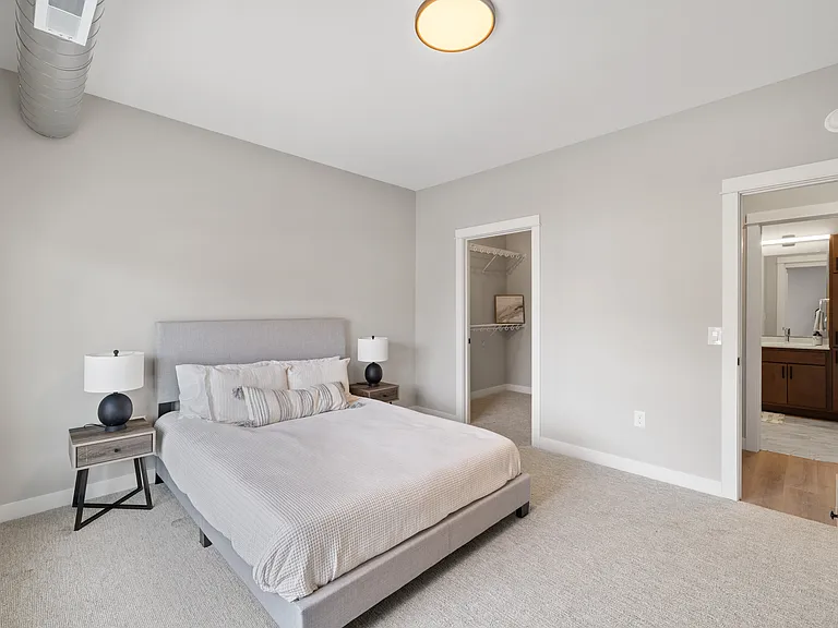 Independence Townhomes — Photo 7