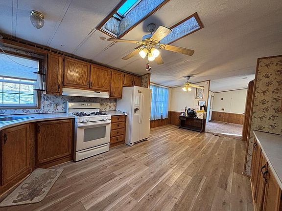 2nd image of 369 Station Rd