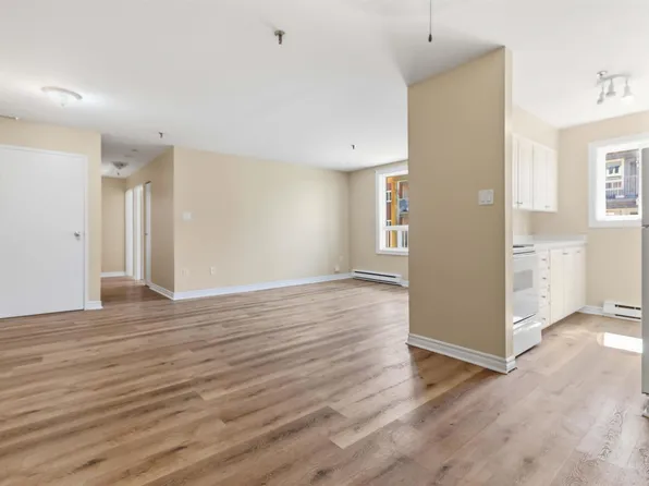 281 Windmill Rd #223, Halifax, NS B3A 4P9