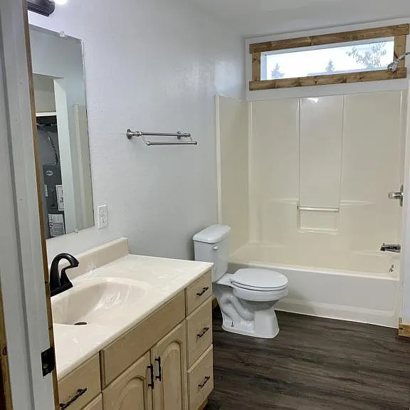 1710 Concord Ave — Photo 16