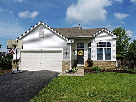 2nd image of 1809 Burshire Dr