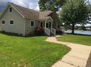 1324 Bayview St, White Lake, MI