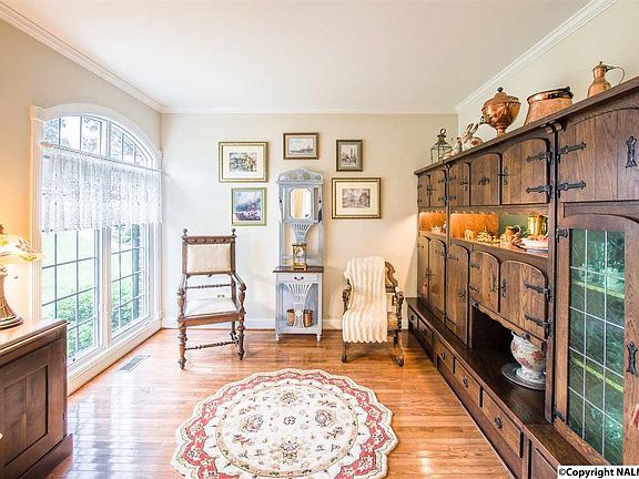 5th image of 148 Hedgestone Dr
