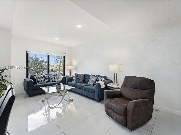 3rd image of 14590 SW 260th St