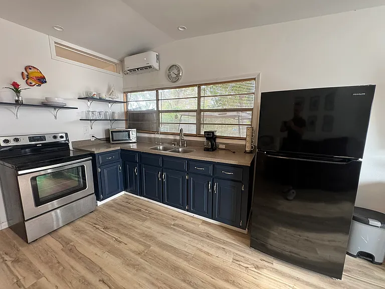 7001 Yellow Bluff Rd #B — Photo 6