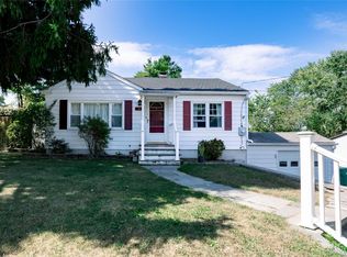 15 E Dogwood Drive, Poughkeepsie, NY 12601