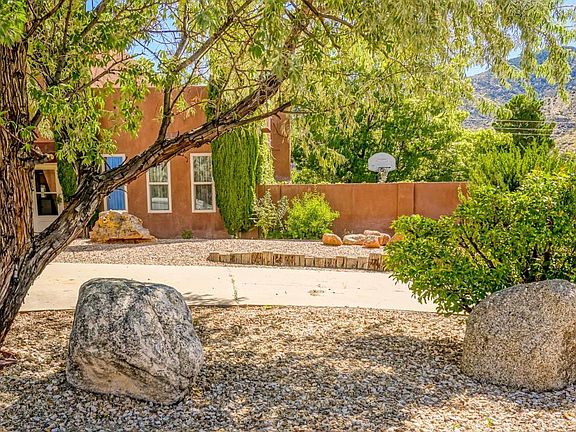 4th image of 3900 Calle Olivo NE