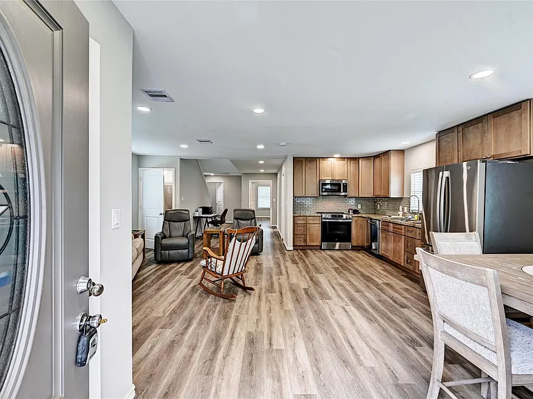 268 Sunrise Dr — Photo 16