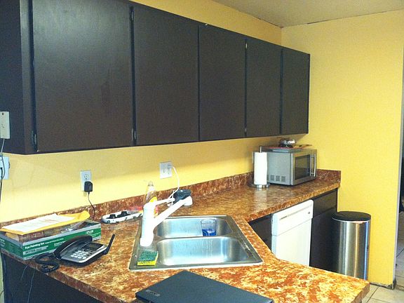 Eat in Kitchen