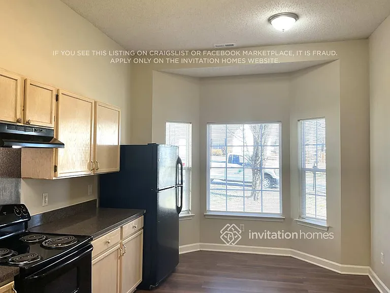 2307 Jacobs Ct — Photo 6
