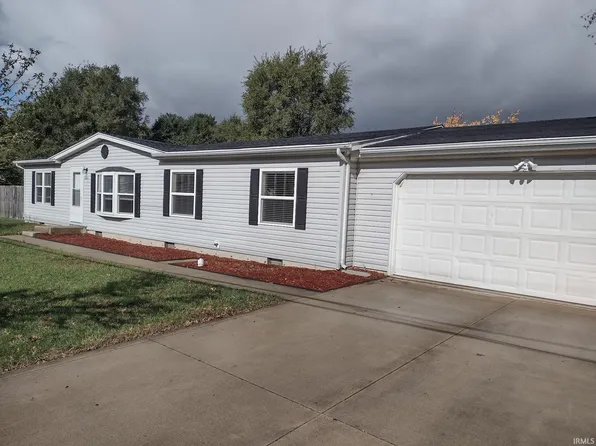 25025 Dunny St, Elkhart, IN 46514