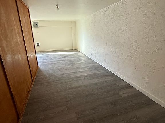 5th image of 3147 Boardman Ave Unit 3-2