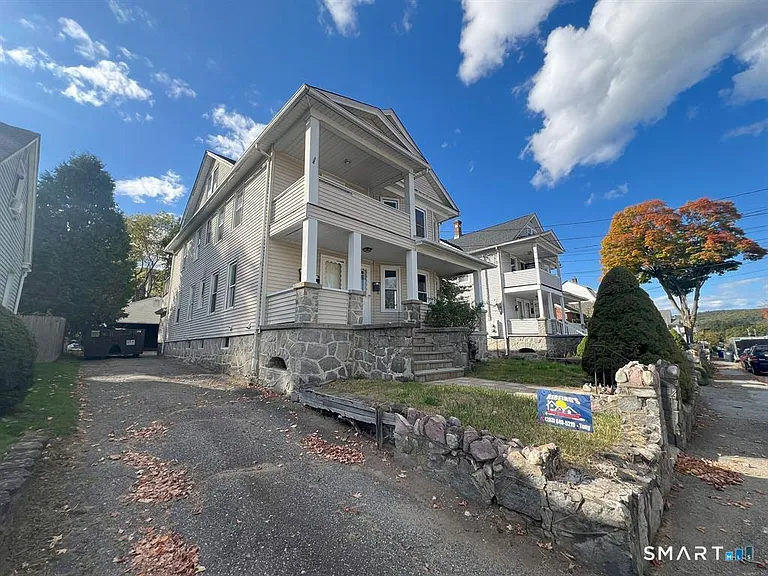 158 Beechwood Ave #2 — Photo 2
