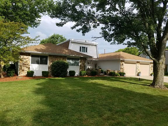 2nd image of 2301 N Westbrook Dr