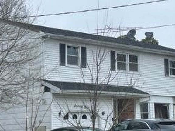 2nd image of 73 Erlanger Blvd