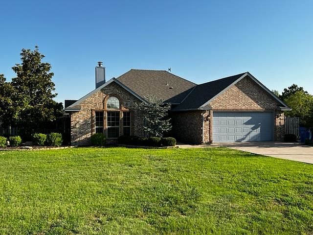 1st image of 25 NW Havenshire Cir