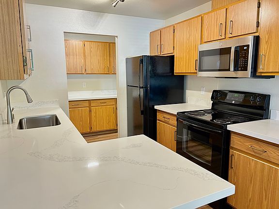 2nd image of 6001 24th Ave NW #103