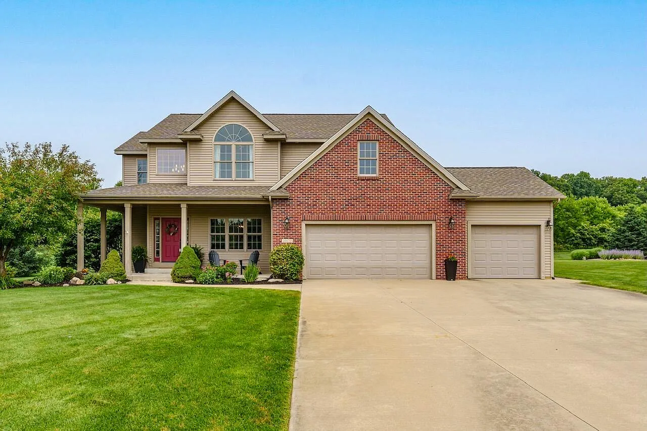 10670 Riedell Dr photo 1