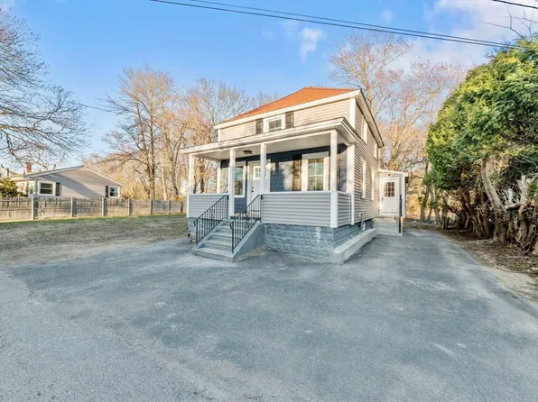 31 Dexter St, Methuen, MA 01844