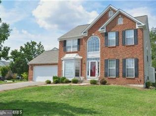 9907 Wooden Bridge Ln, Clinton, MD 20735