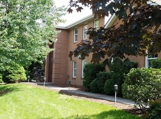 3972 Middle Rd, Allison Park, PA 15101