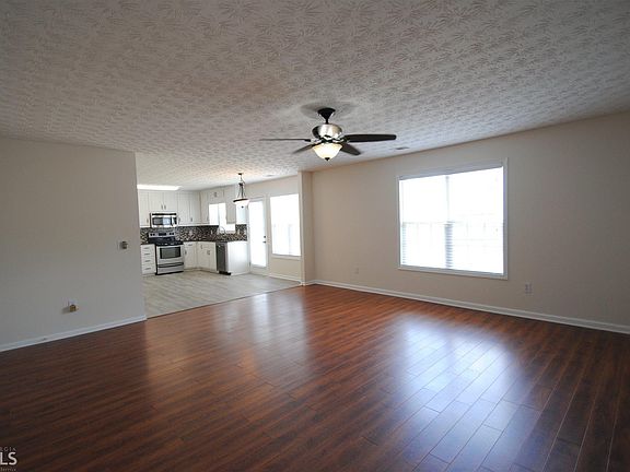3rd image of 3431 Grayson Manor Ct