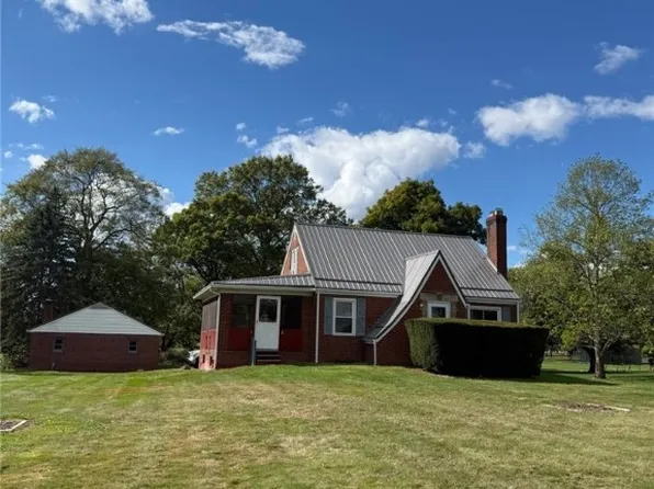 207 Westville Lake Rd, Beloit, OH 44609