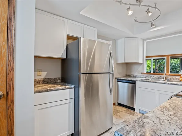 56 Copper Ridge Dr #1F, Lake Ozark, MO 65049