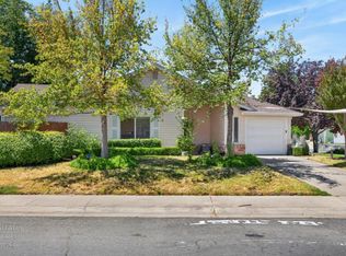 8024 Deer Lake Dr, Sacramento, CA 95823