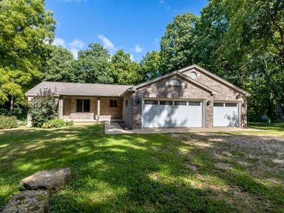 9988 S Derinda Rd, Elizabeth, IL, 61028