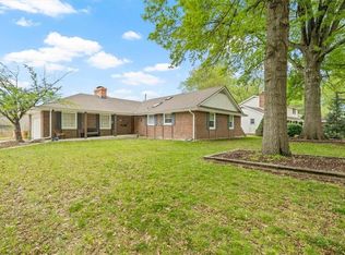 1208 SW Horizon Dr, Blue Springs, MO 64015