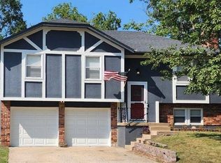 1508 W Poplar St, Olathe, KS 66061