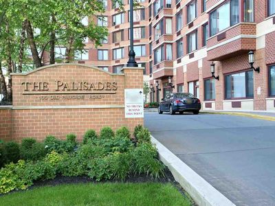 100 Old Palisade Rd APT PL12, Fort Lee, NJ, 07024
