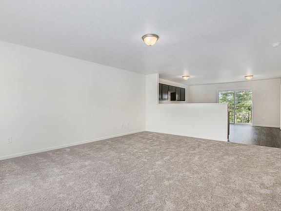 3rd image of 10563 Richfield Ln